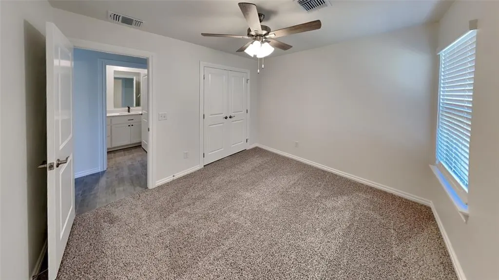 Photo 14 — 3701 Lynne Avenue, Edmond, OK 73012