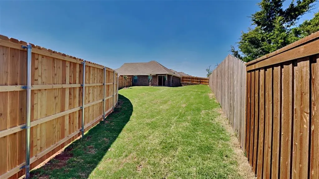Photo 19 — 3701 Lynne Avenue, Edmond, OK 73012
