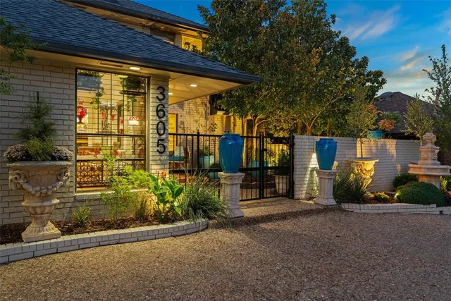 Photo 5 — 3605 Meadow Lark Lane, Oklahoma City, OK 73120