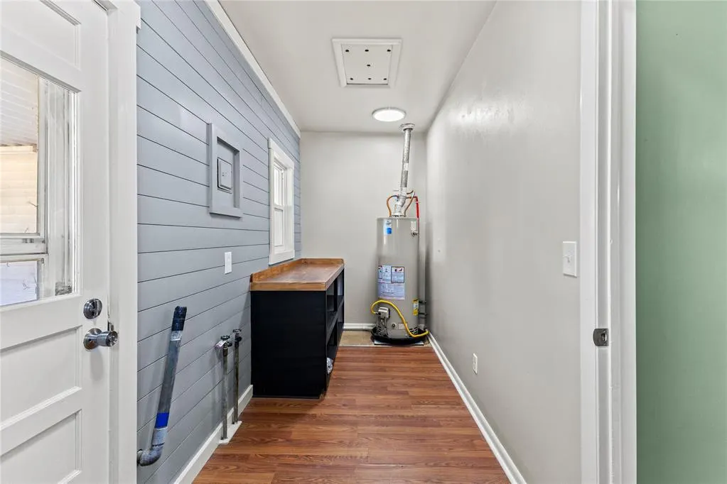 Photo 14 — 212 N 7th Street, Fort Cobb, OK 73038