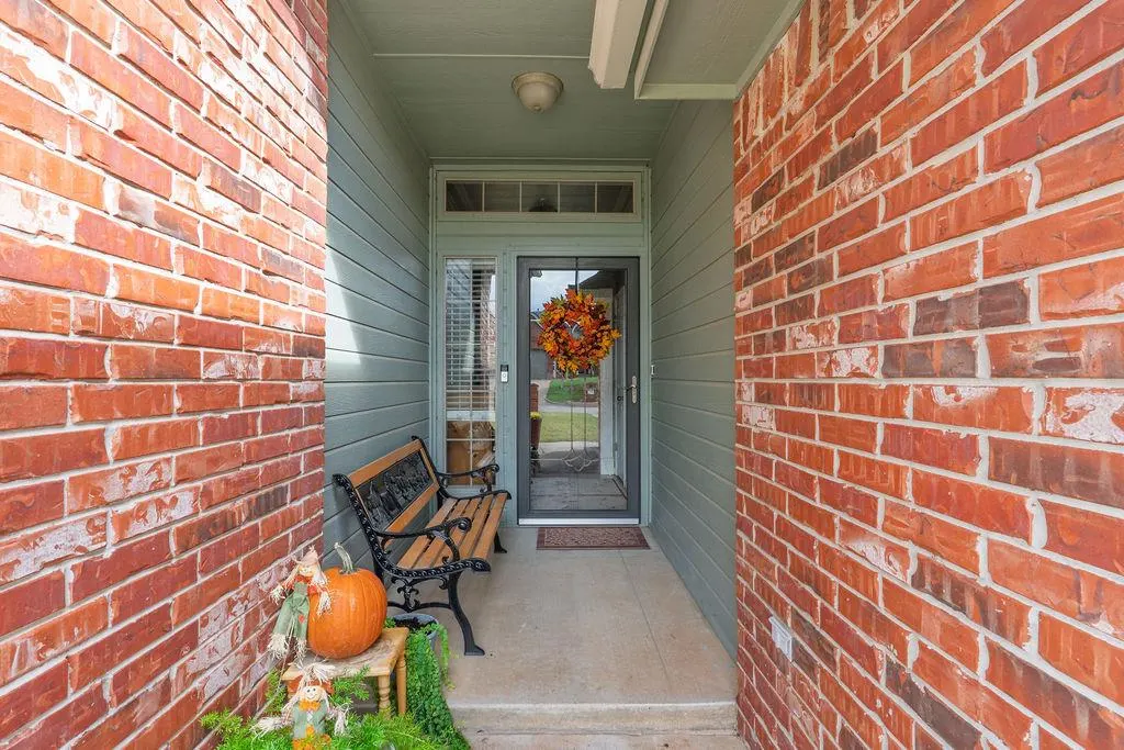 Photo 3 — 4613 Gracelann, Shawnee, OK 74804