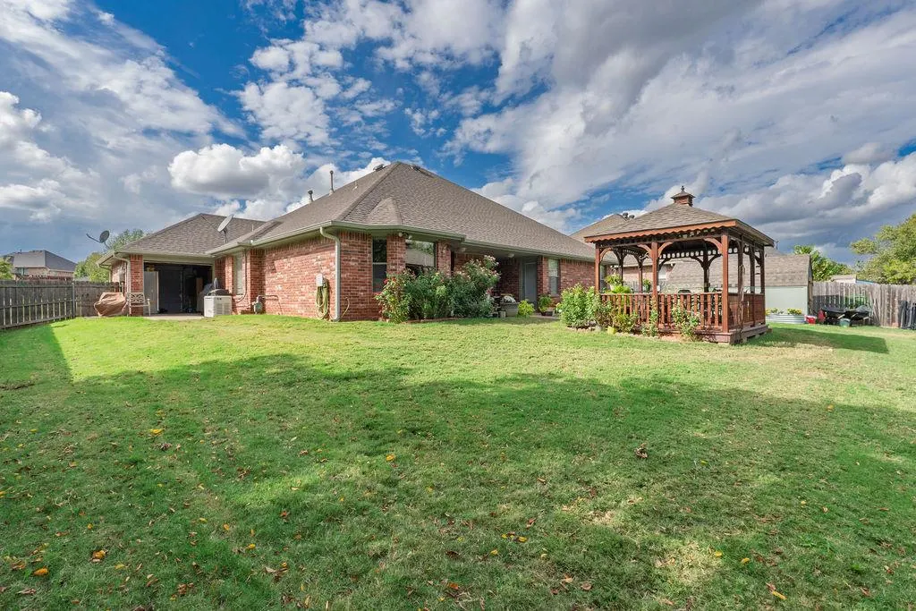 Photo 36 — 4613 Gracelann, Shawnee, OK 74804