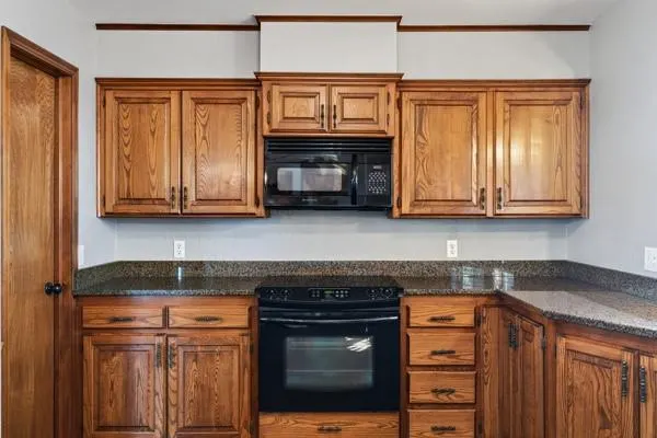 Photo 15 — 1009 Bowman Avenue, Elk City, OK 73644