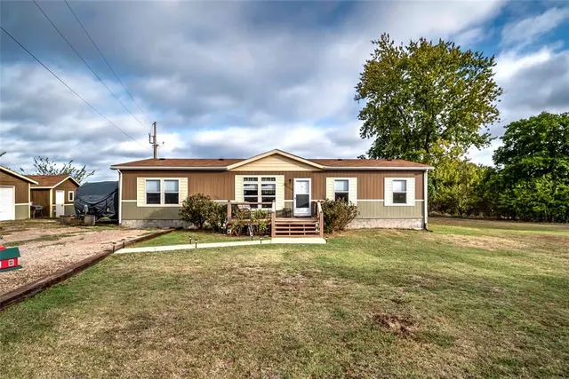 Photo 3 — 351746 E 840 Road, Stroud, OK 74079