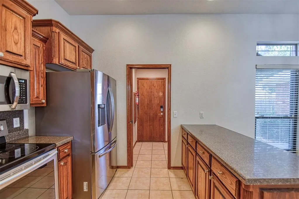 Photo 12 — 640 SW 161st Street, Oklahoma City, OK 73170
