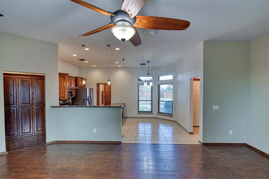 Photo 17 — 640 SW 161st Street, Oklahoma City, OK 73170