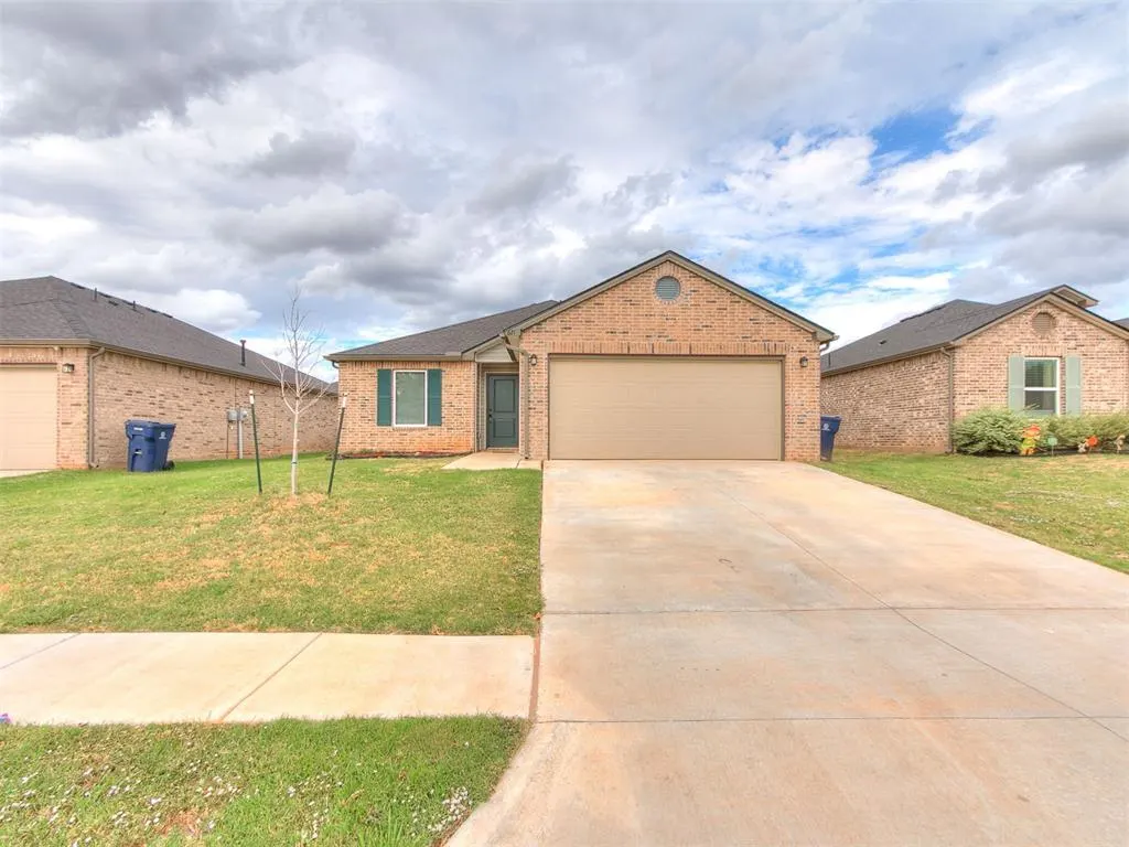 Front exterior — 621 NW 119th Street, Oklahoma City, OK 73114