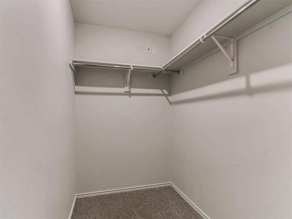 Photo 11 — 621 NW 119th Street, Oklahoma City, OK 73114