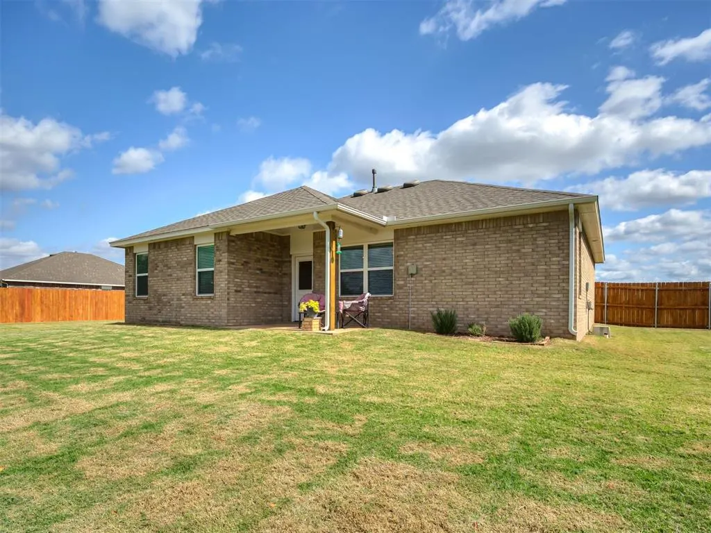 Photo 32 — 13056 Mannington Road, Edmond, OK 73025