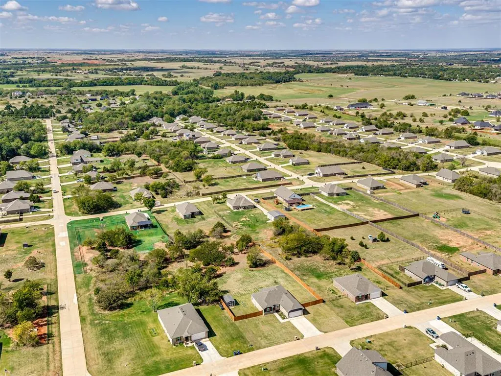 Photo 40 — 13056 Mannington Road, Edmond, OK 73025