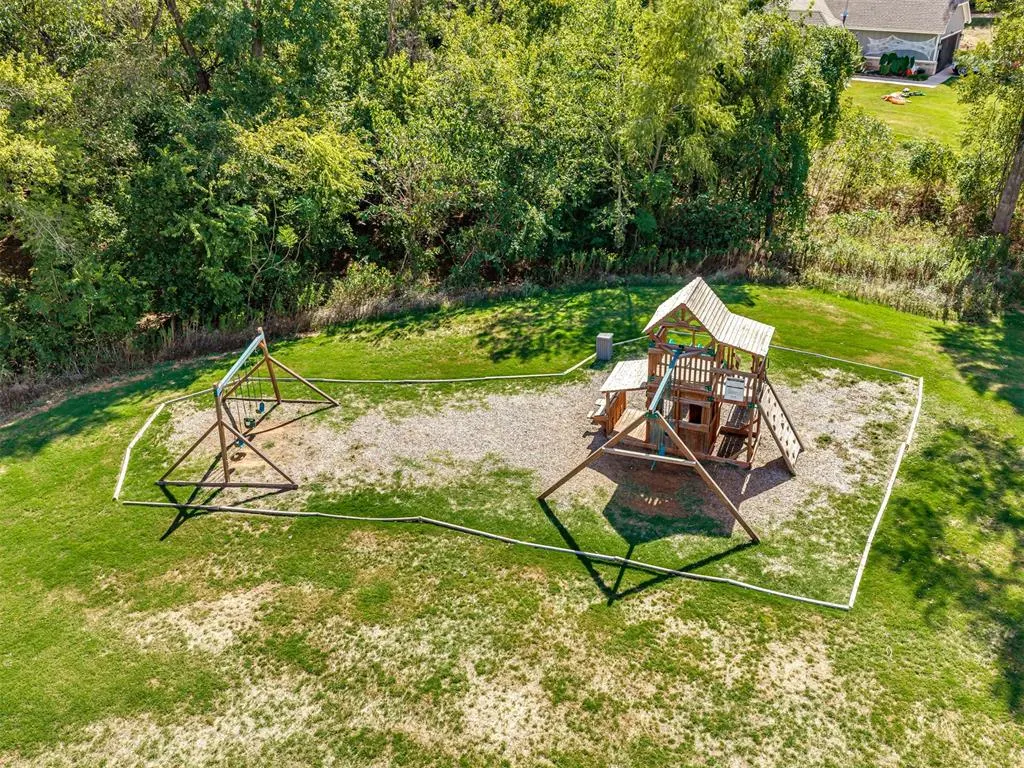 Photo 42 — 13056 Mannington Road, Edmond, OK 73025
