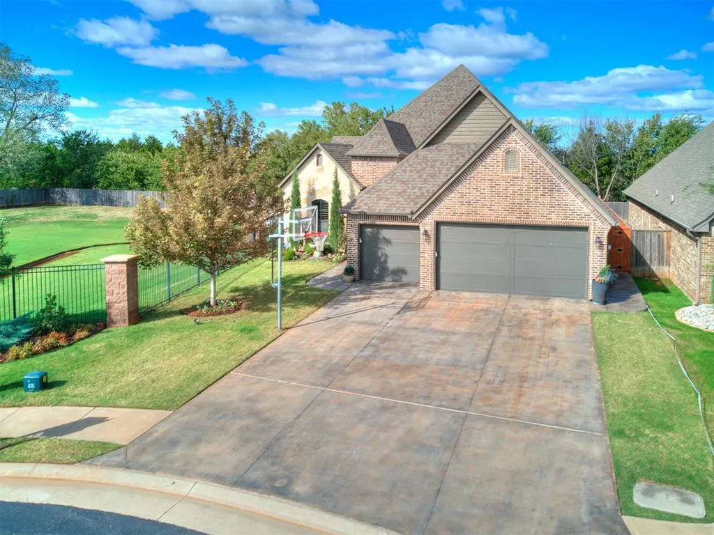 Front exterior — 2617 Semillon Way, Edmond, OK 73012