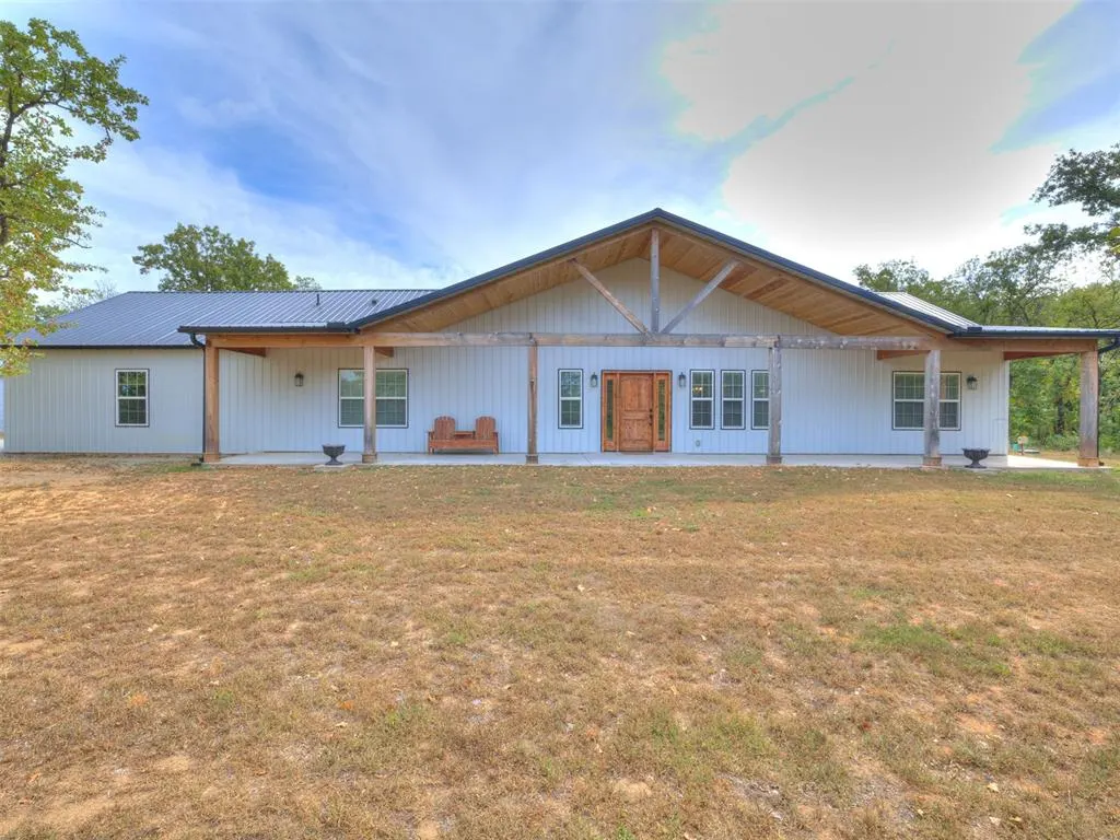 Photo 2 — 23975 S 417th West Avenue, Bristow, OK 74010