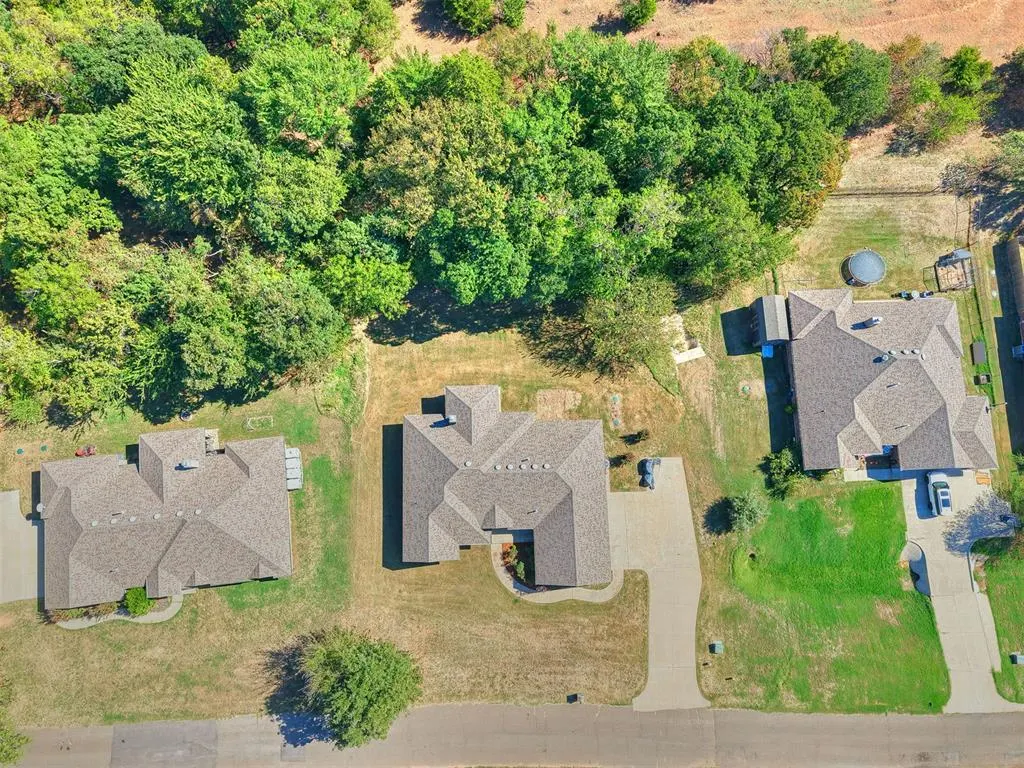 Photo 9 — 12190 Maple Lane, Guthrie, OK 73044