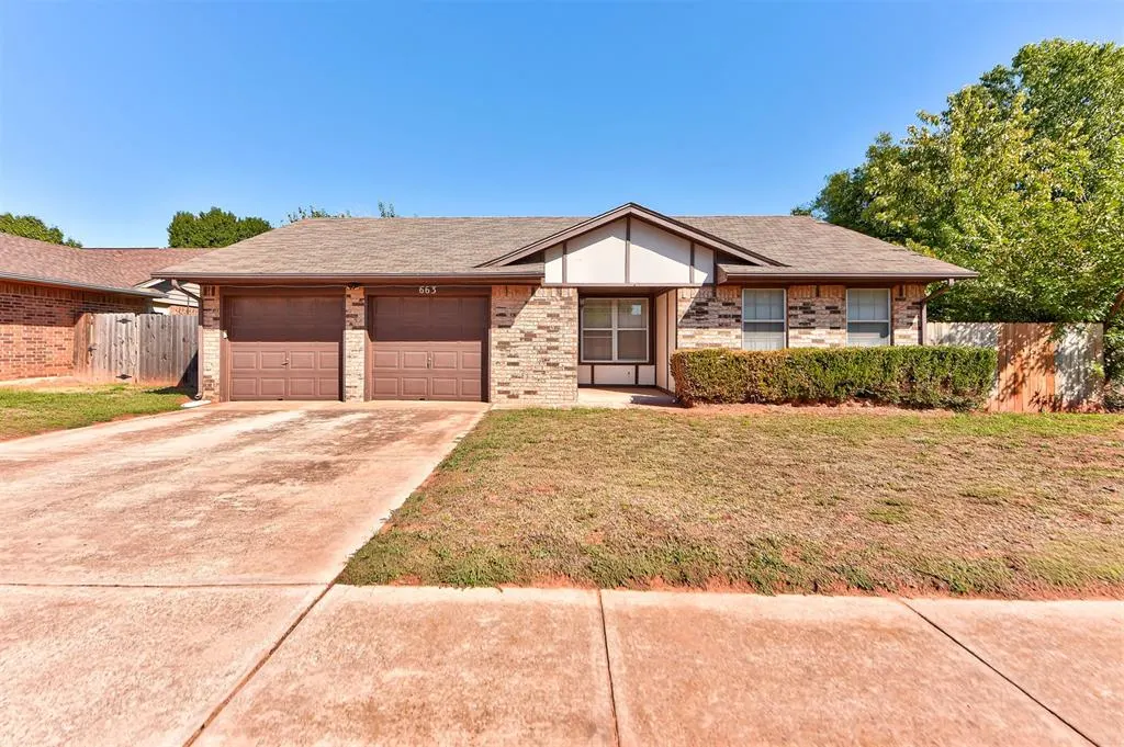 Front exterior — 663 W Perry Drive, Mustang, OK 73064