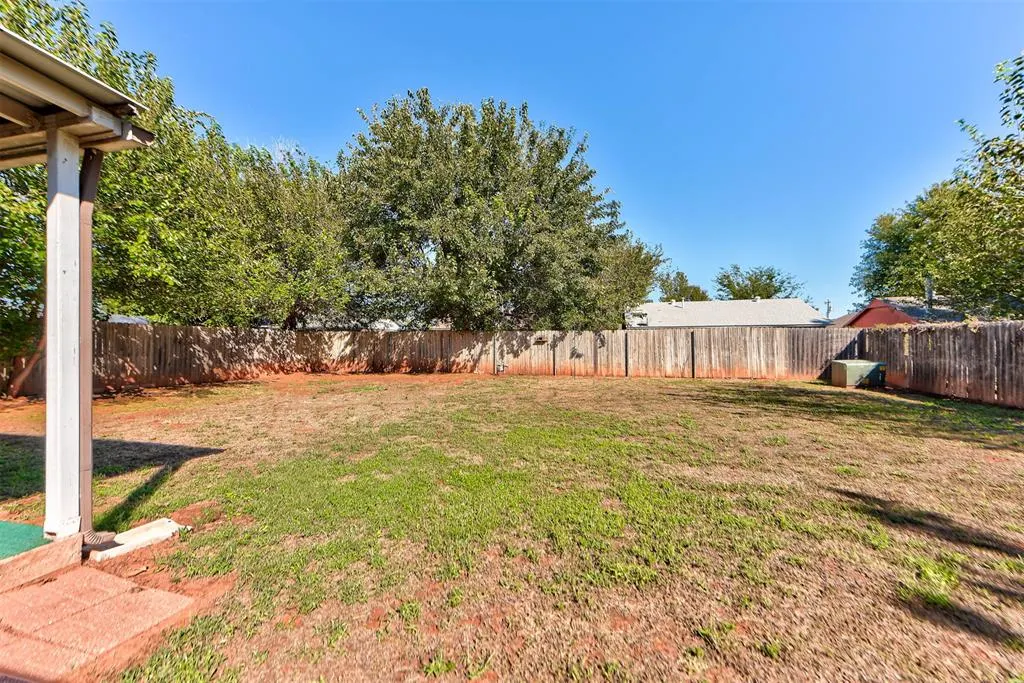 Photo 20 — 663 W Perry Drive, Mustang, OK 73064