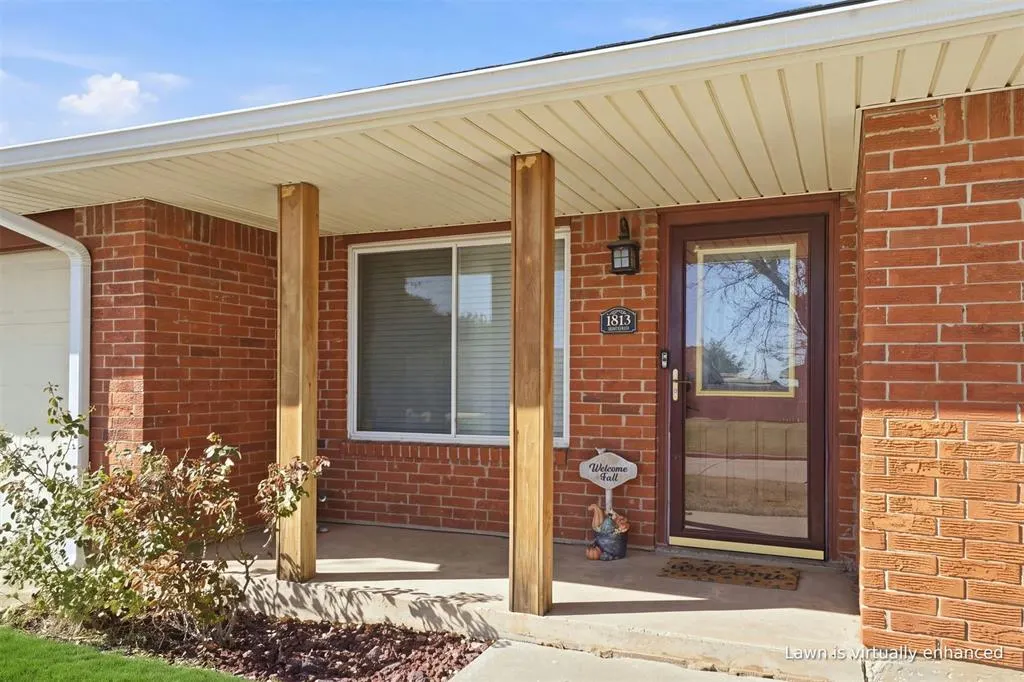 Photo 3 — 1813 Taft Street, Altus, OK 73521