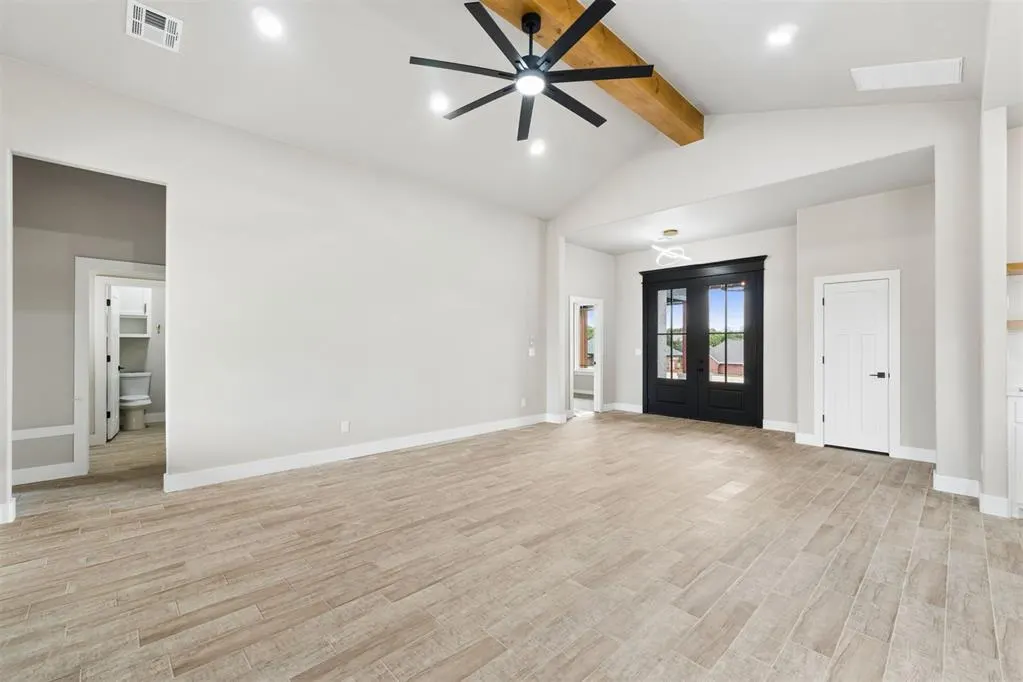 Photo 8 — 600 Eagle Lake Lane, Newcastle, OK 73065