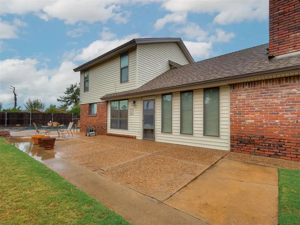 Photo 30 — 10412 Hallmark Circle, Oklahoma City, OK 73139