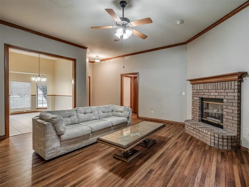 Photo 7 — 2517 Bellaire Drive, Moore, OK 73160