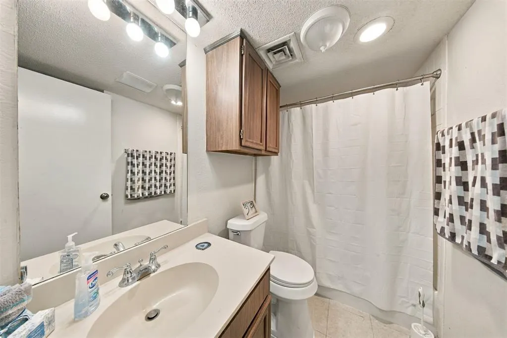 Photo 11 — 6000 N Penn Avenue 9, Oklahoma City, OK 73112
