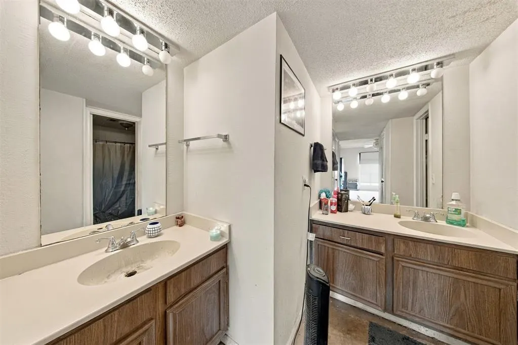 Photo 15 — 6000 N Penn Avenue 9, Oklahoma City, OK 73112