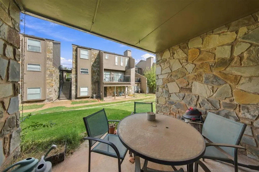 Photo 16 — 6000 N Penn Avenue 9, Oklahoma City, OK 73112