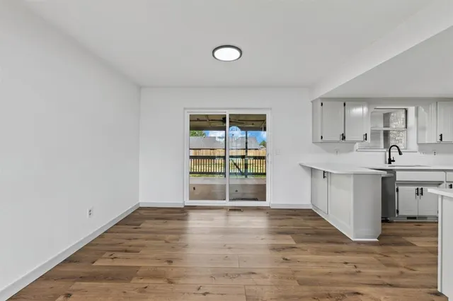 Photo 6 — 1104 NE 25th Street, Moore, OK 73160