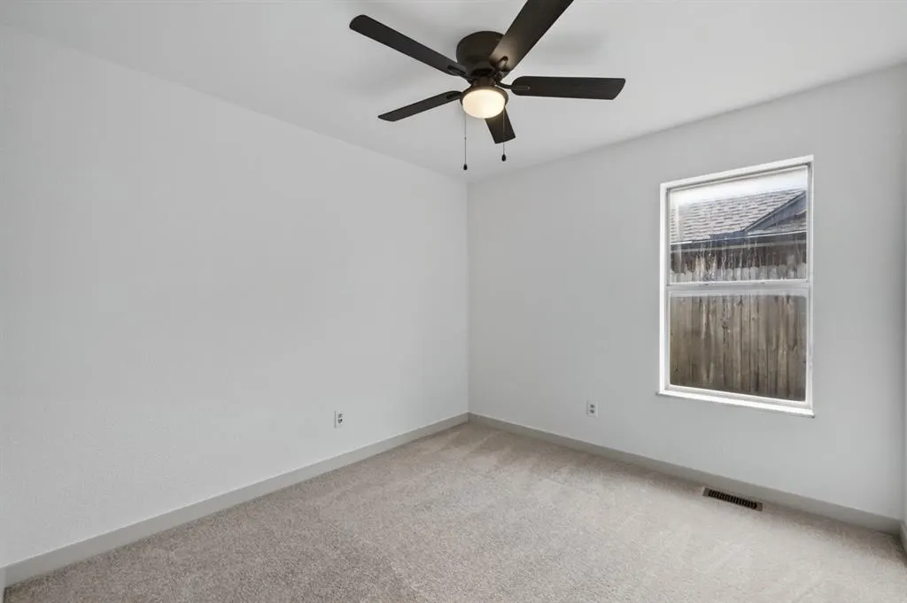 Photo 16 — 1104 NE 25th Street, Moore, OK 73160