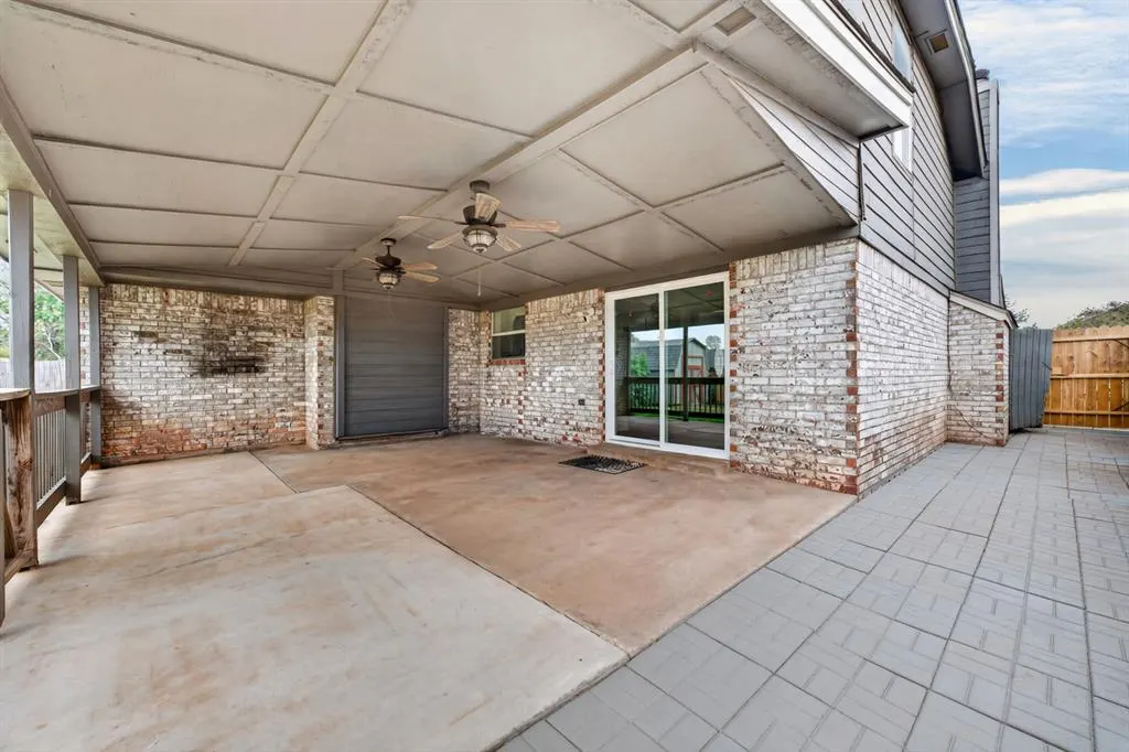 Photo 28 — 1104 NE 25th Street, Moore, OK 73160