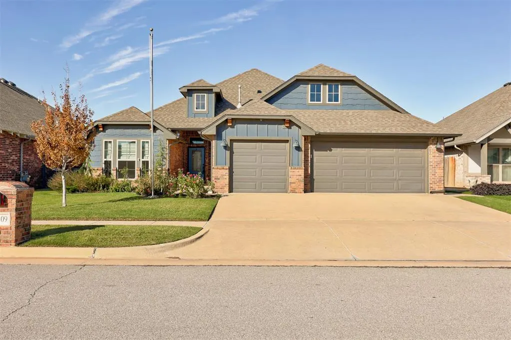 Front exterior — 11809 Loren Brook Lane, Yukon, OK 73099