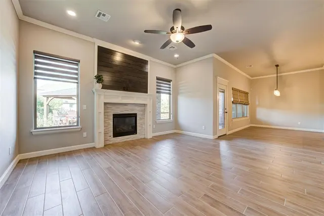 Photo 8 — 11809 Loren Brook Lane, Yukon, OK 73099