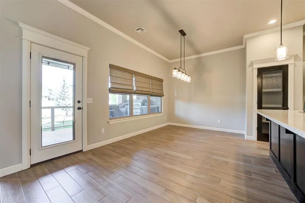 Photo 10 — 11809 Loren Brook Lane, Yukon, OK 73099