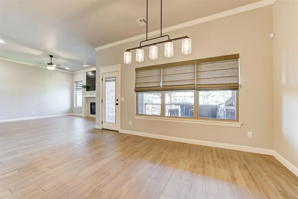 Photo 11 — 11809 Loren Brook Lane, Yukon, OK 73099