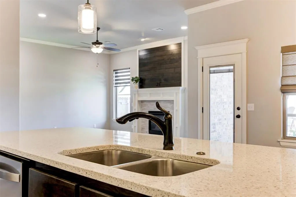 Photo 19 — 11809 Loren Brook Lane, Yukon, OK 73099