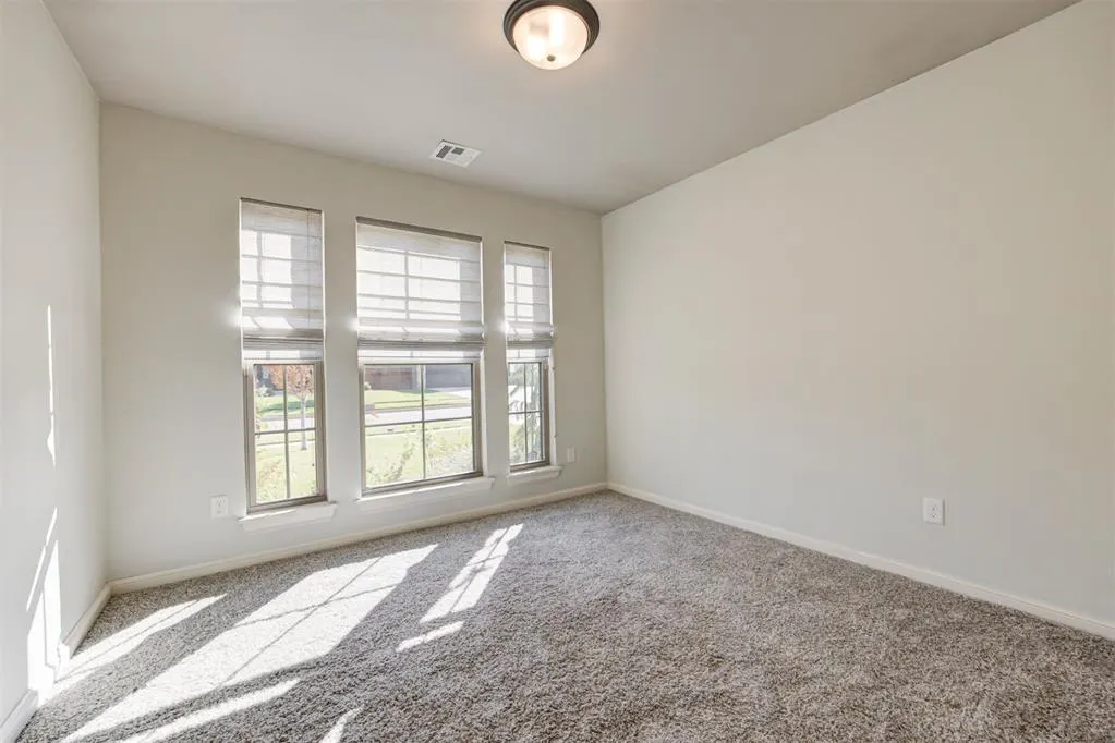 Photo 30 — 11809 Loren Brook Lane, Yukon, OK 73099