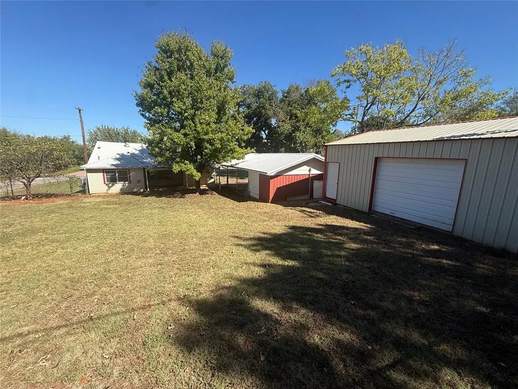 Photo 6 — 323 W 6th Street, Chandler, OK 74834