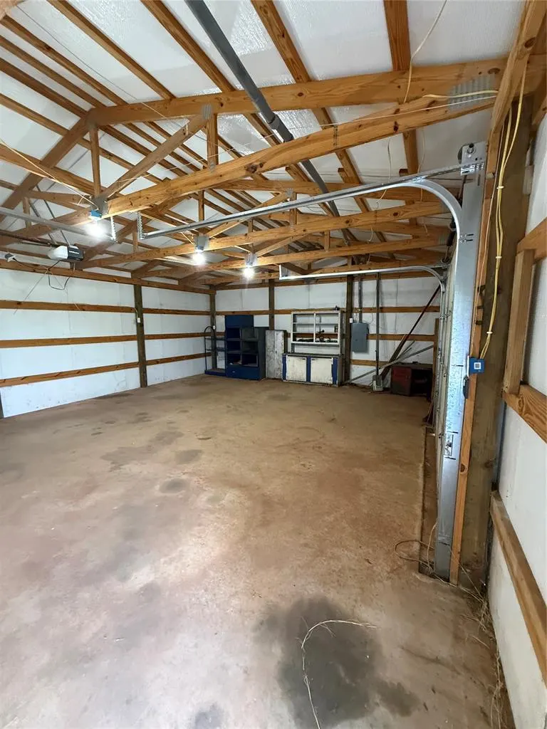 Photo 8 — 323 W 6th Street, Chandler, OK 74834