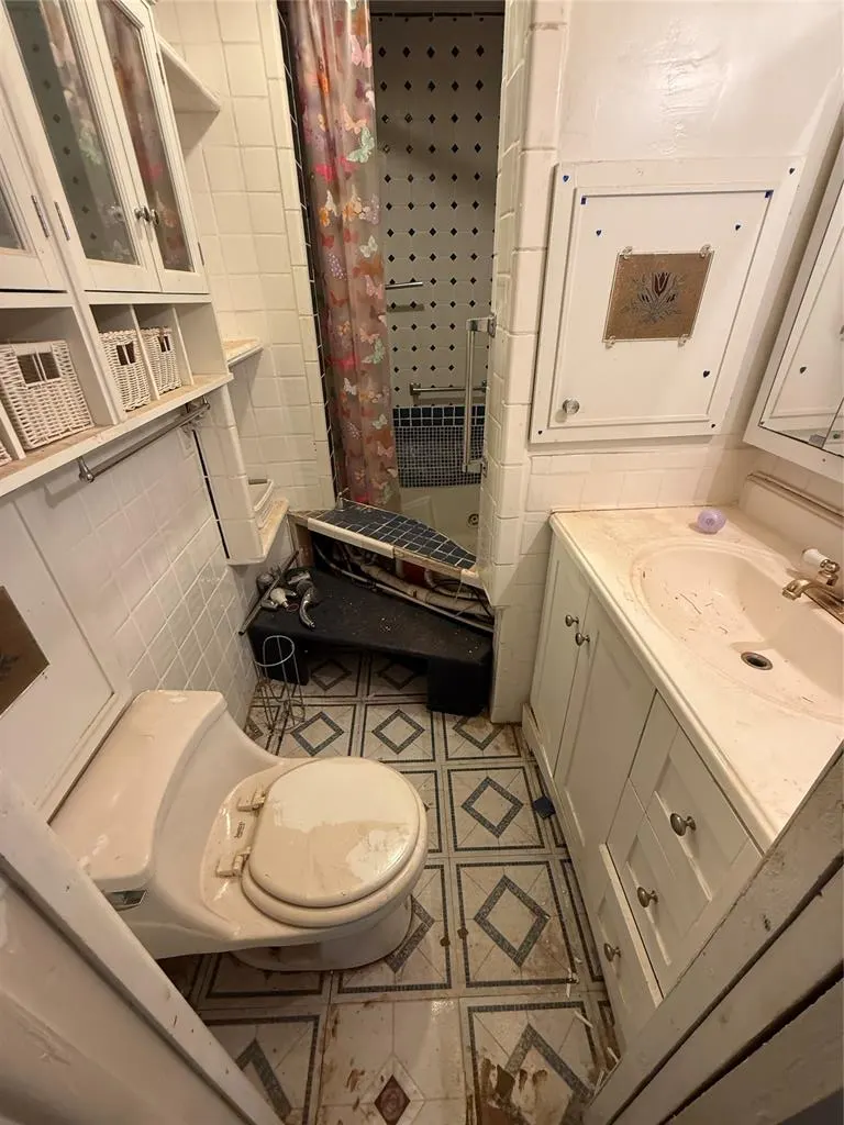 Photo 15 — 323 W 6th Street, Chandler, OK 74834