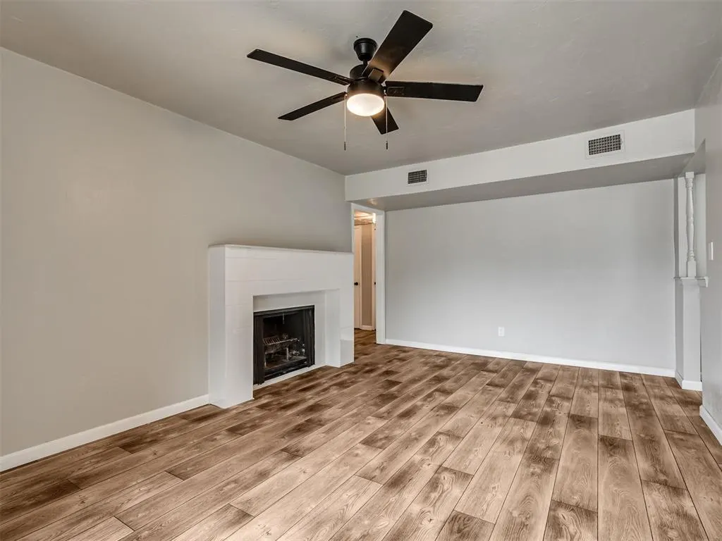 Photo 11 — 1725 E Lindsey Street 2, Norman, OK 73071