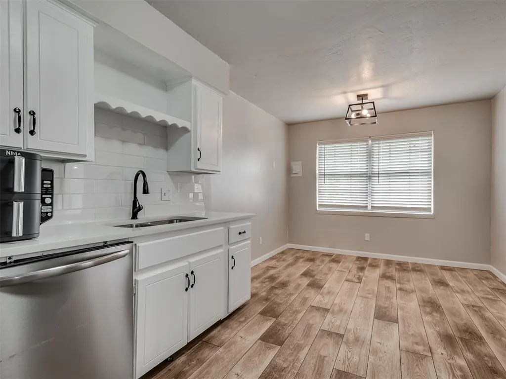 Photo 16 — 1725 E Lindsey Street 2, Norman, OK 73071