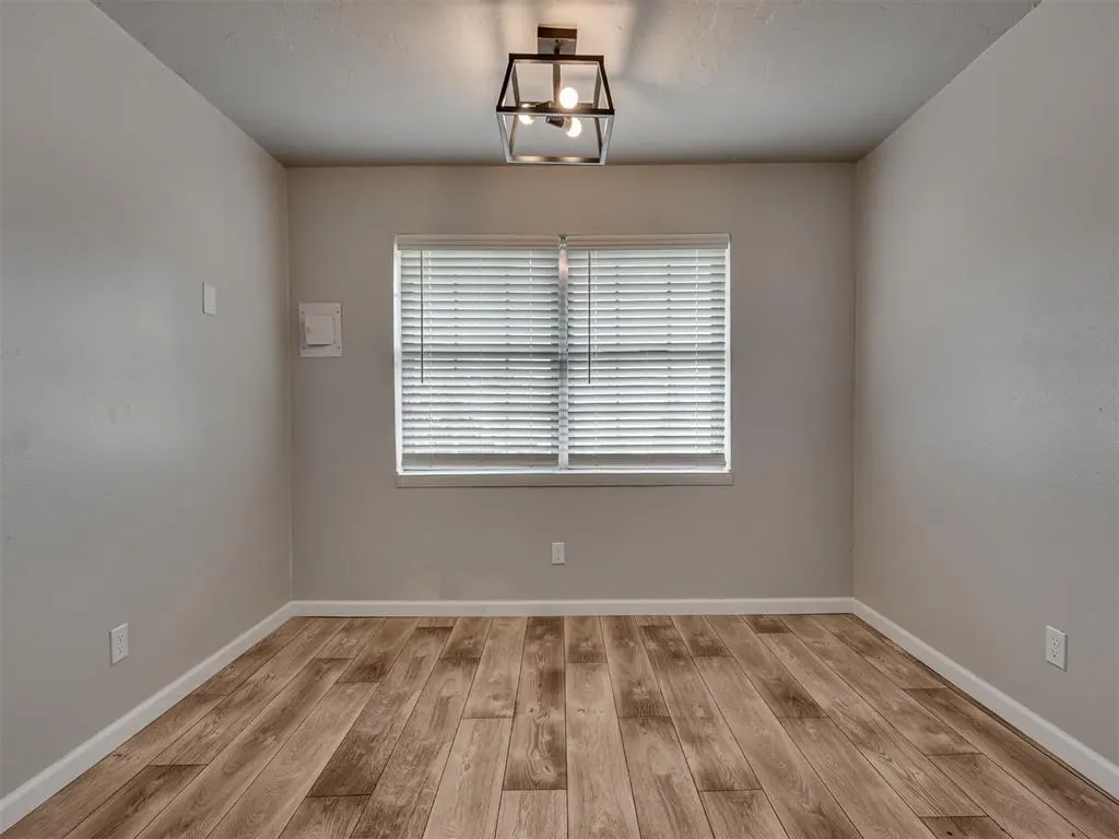 Photo 17 — 1725 E Lindsey Street 2, Norman, OK 73071