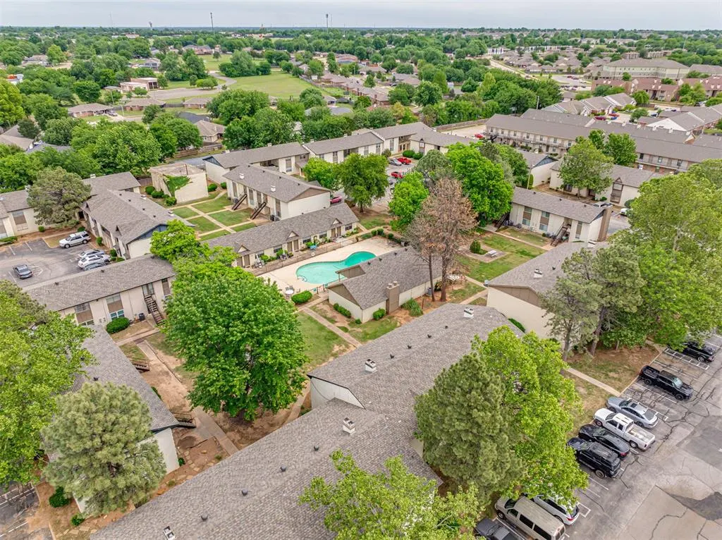 Photo 32 — 1725 E Lindsey Street 2, Norman, OK 73071