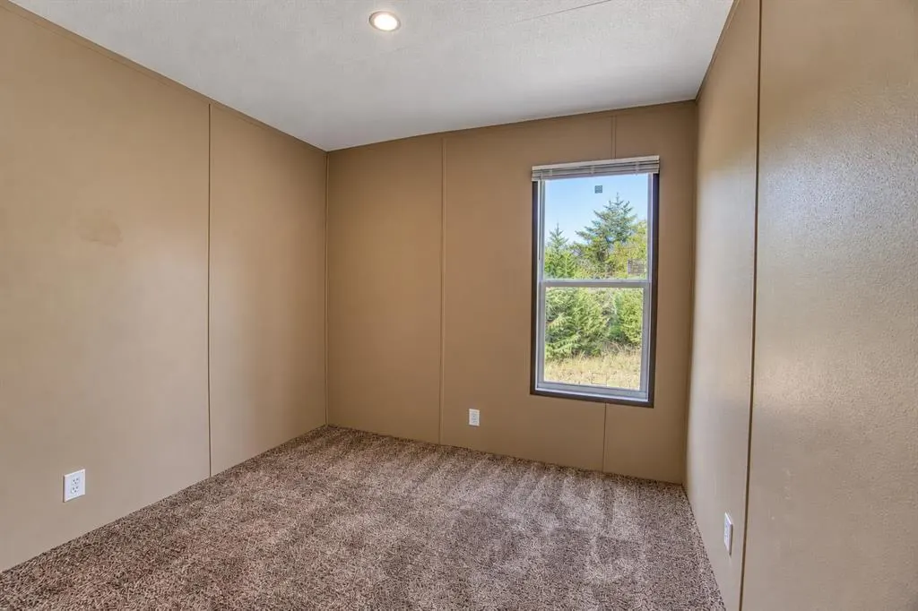 Photo 17 — 332707 E Caprock Drive, Wellston, OK 74881