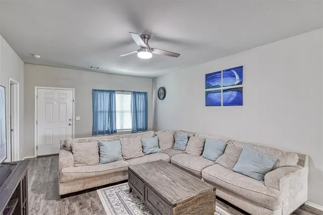 Photo 6 — 311 Waterside Drive, Newcastle, OK 73065