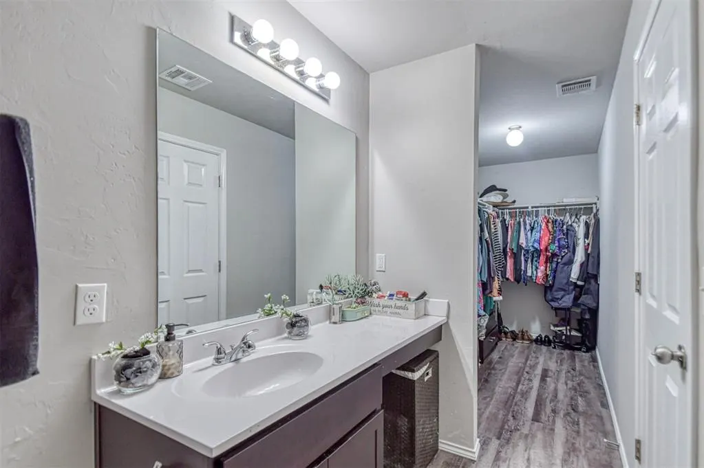Photo 18 — 311 Waterside Drive, Newcastle, OK 73065