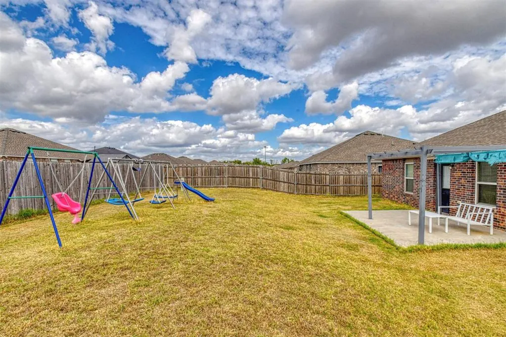 Photo 31 — 311 Waterside Drive, Newcastle, OK 73065