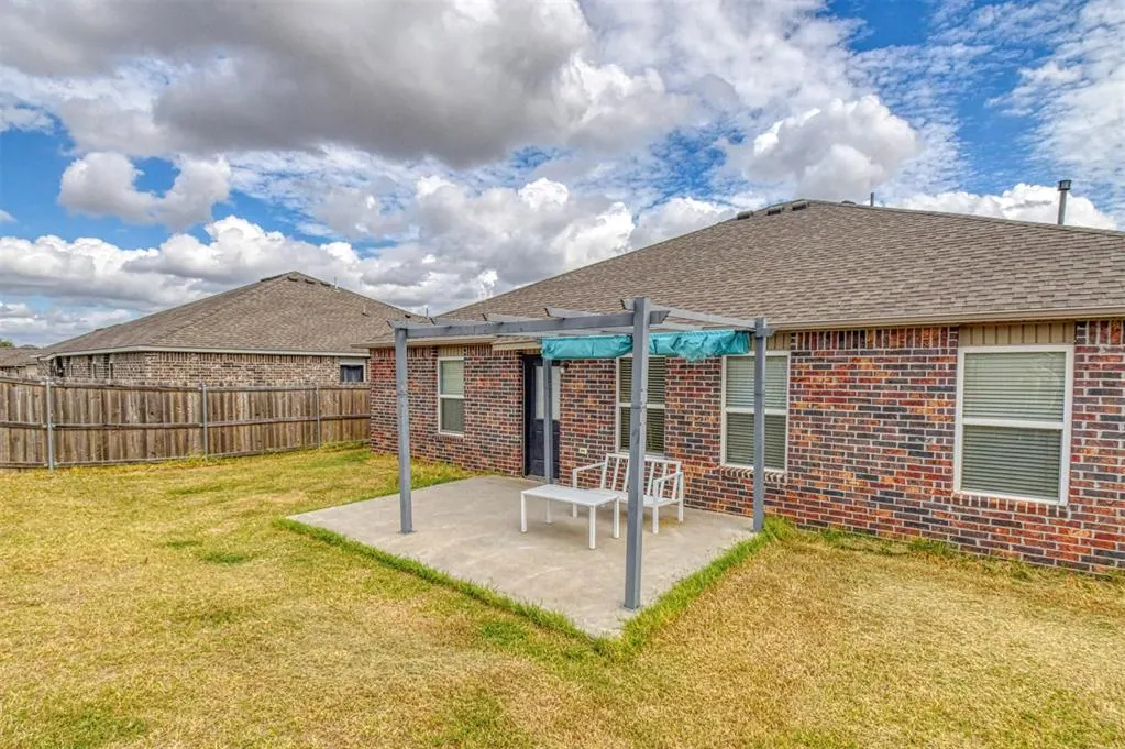 Photo 32 — 311 Waterside Drive, Newcastle, OK 73065