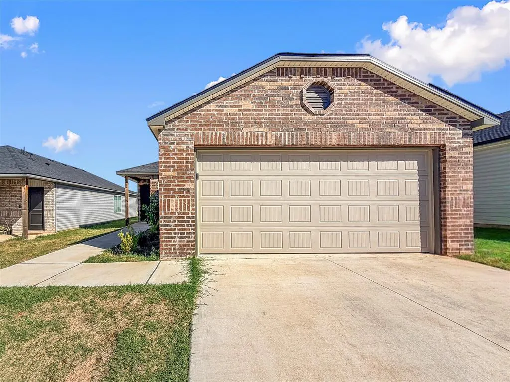 Front exterior — 1213 Corner Brook Drive, Purcell, OK 73080