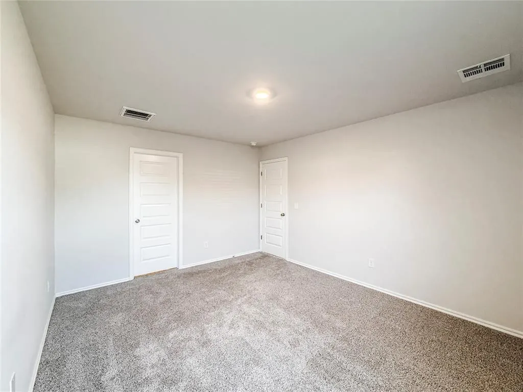 Photo 10 — 1213 Corner Brook Drive, Purcell, OK 73080